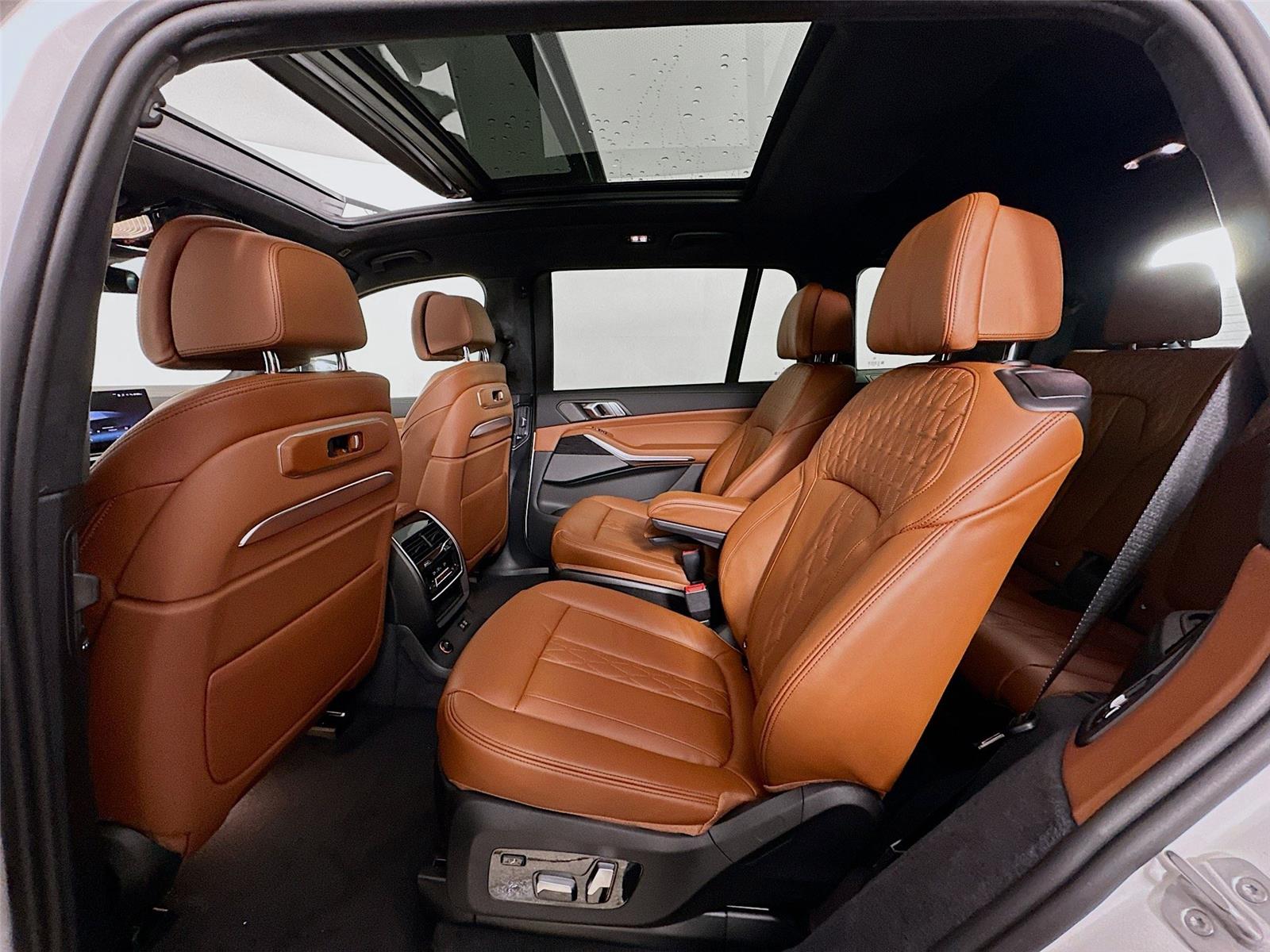 2026 Bmw X7 M60i photo 25