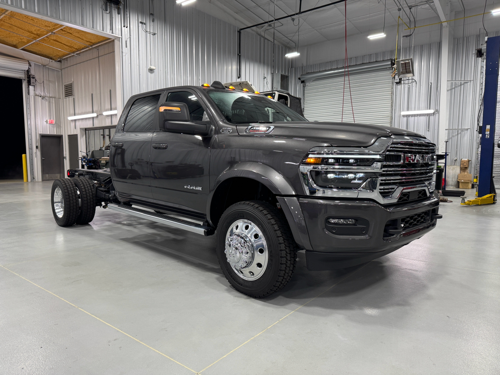 2025 Ram 4500 photo 14