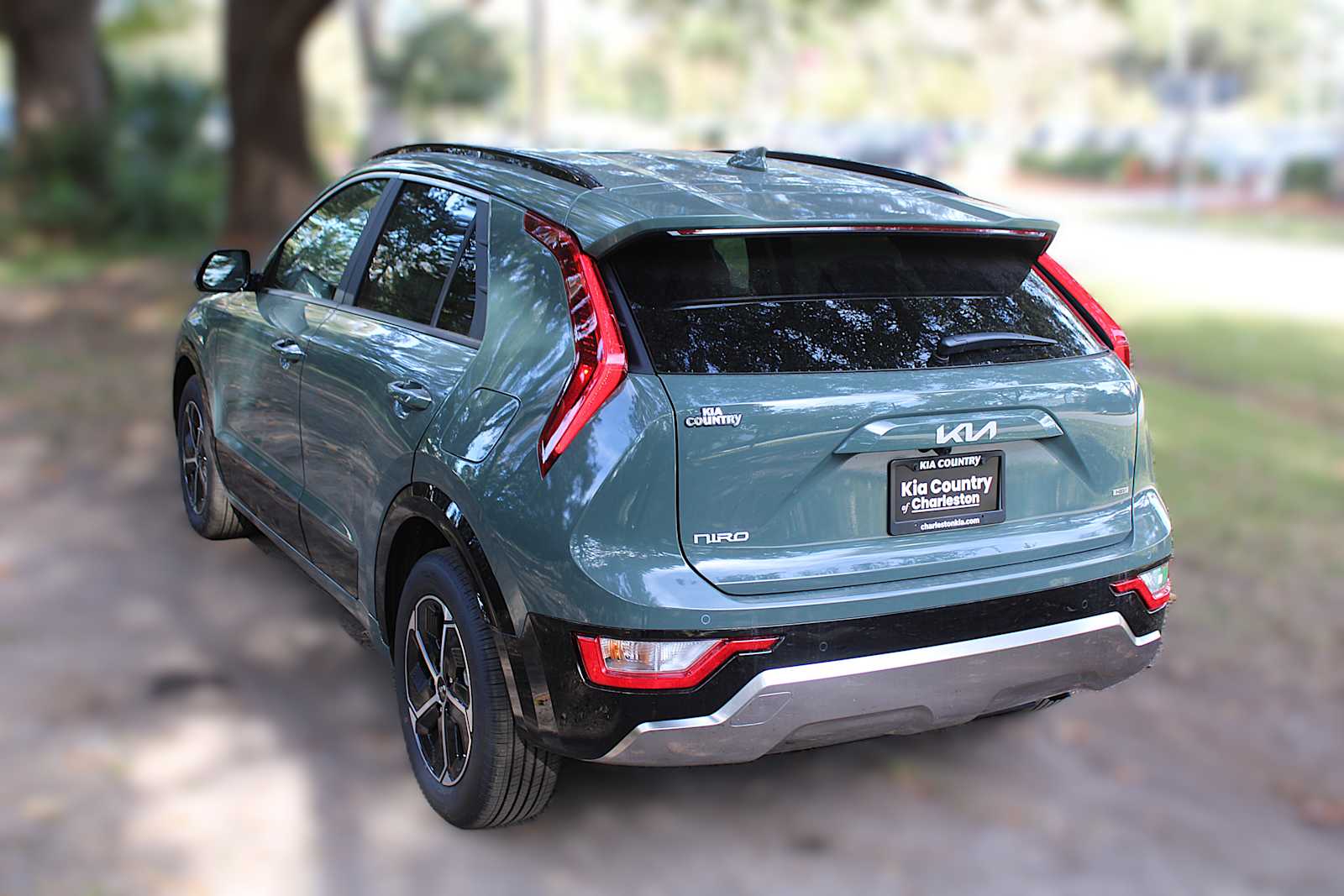 2025 Kia Niro SX photo 9