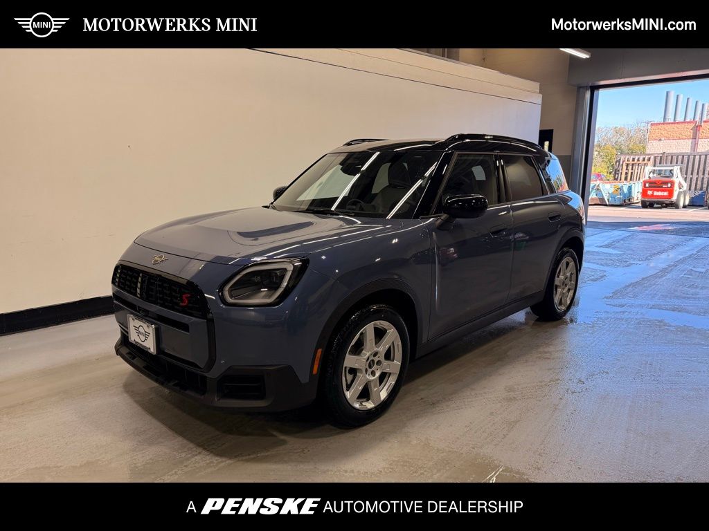 2026 MINI Countryman S's photo