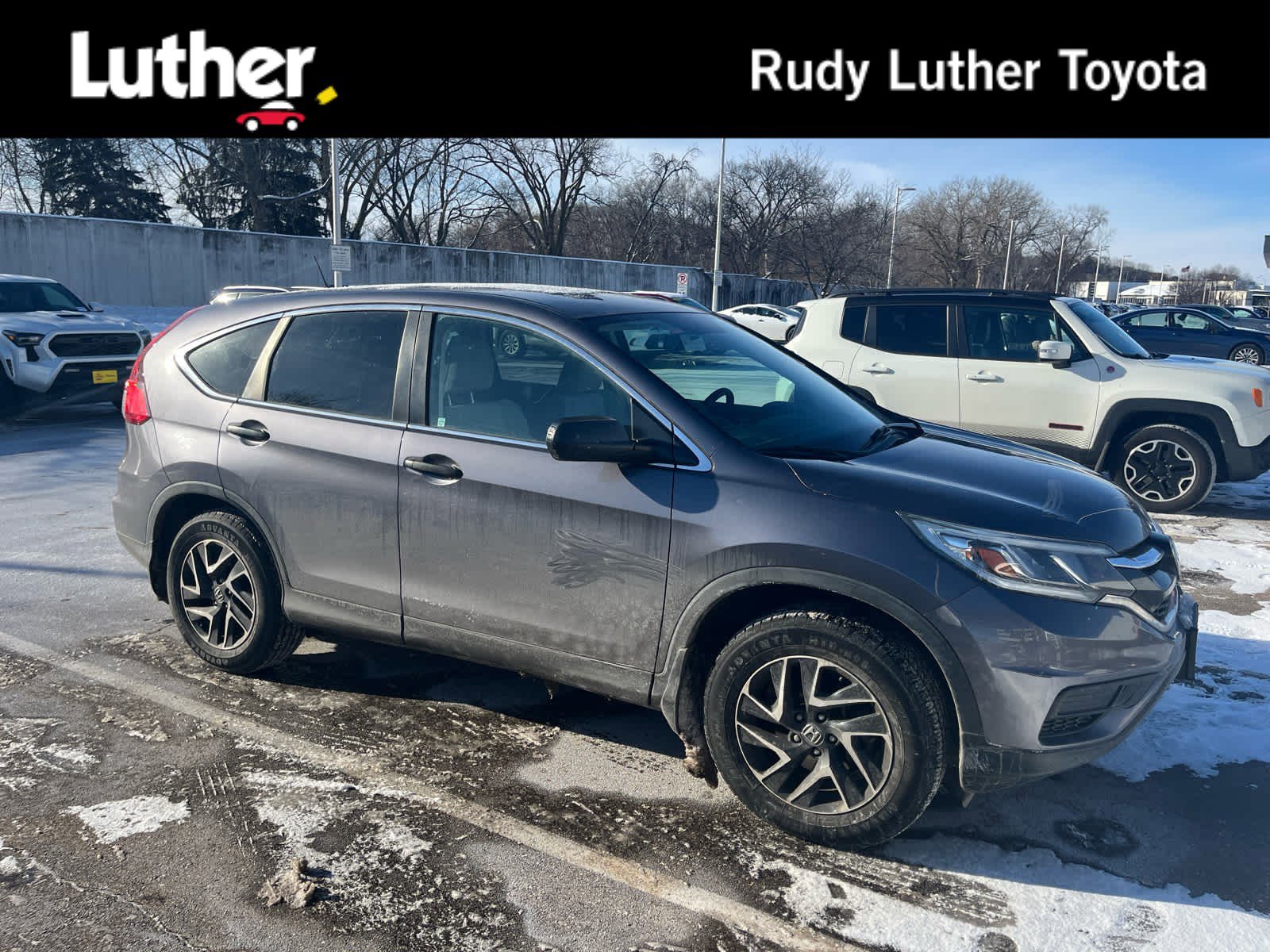 2016 Honda CR-V SE's photo