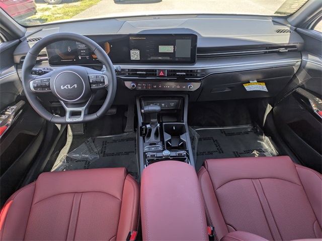 2025 Kia K5 GT-Line photo 13