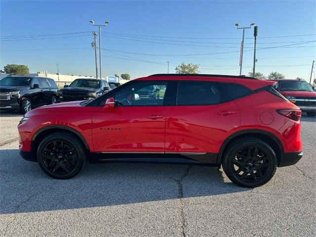 2023 Chevrolet Blazer RS photo 2