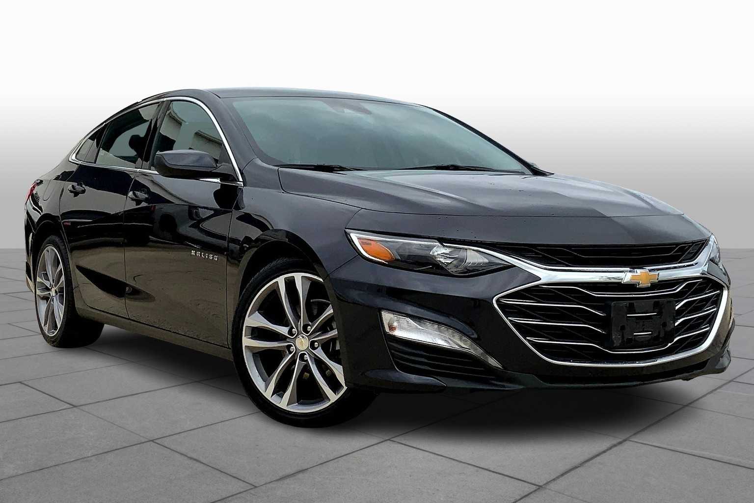 2023 Chevrolet Malibu 1LT photo 2