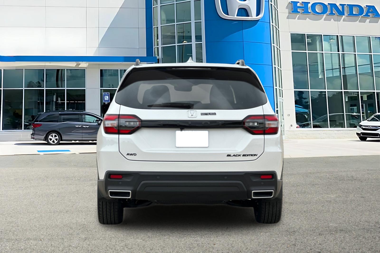 2025 Honda Pilot Black Edition photo 4