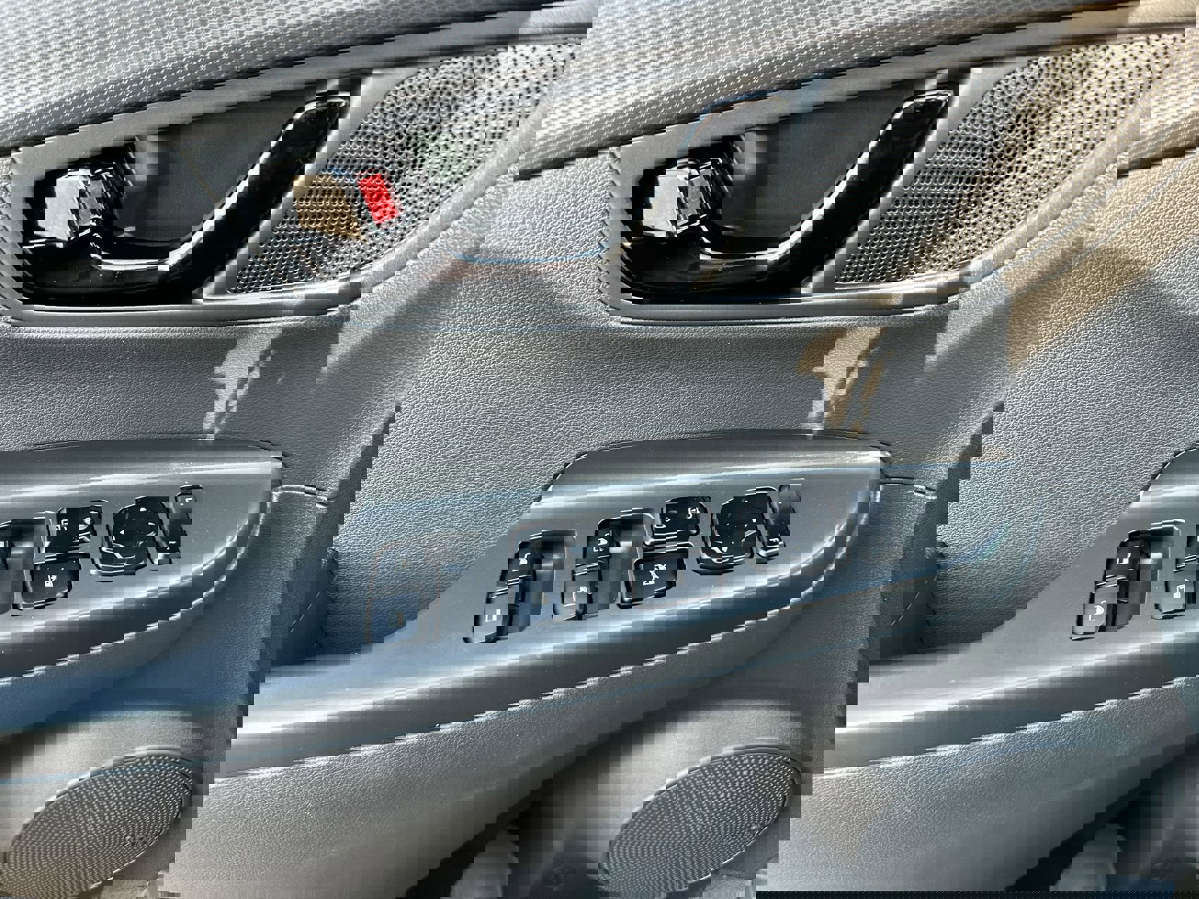2021 Hyundai Kona SEL Plus photo 12