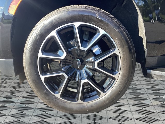 2024 Chevrolet Tahoe RST photo 9