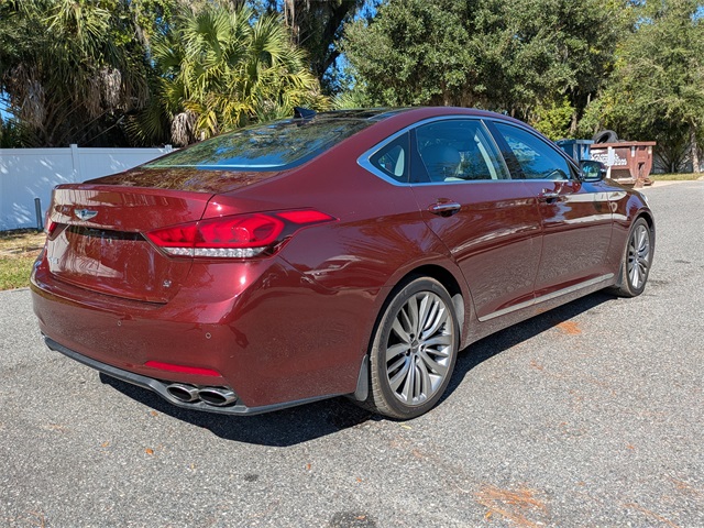2015 Hyundai Genesis 5.0 photo 3