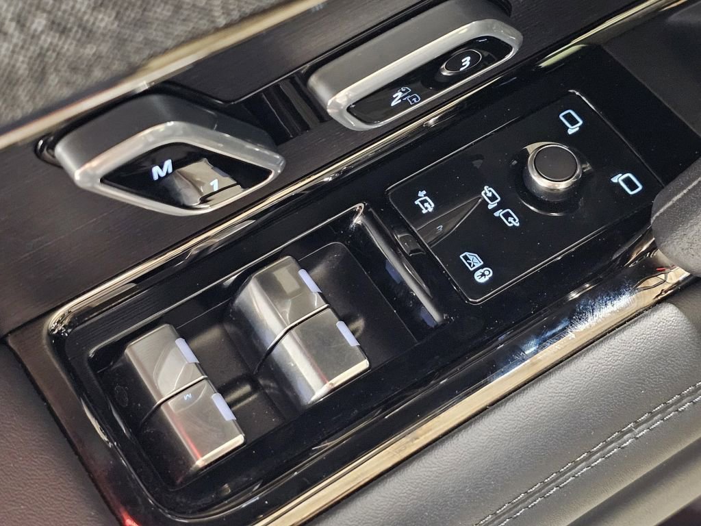 2023 Land Rover Range Rover Sport P530 First Edition photo 23