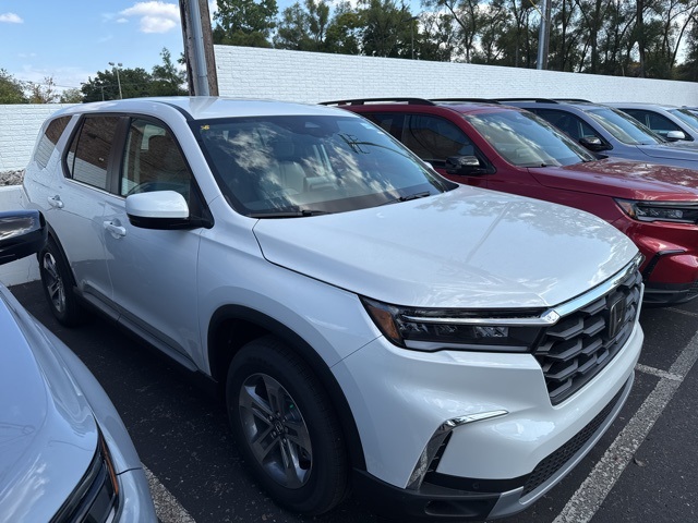 2025 Honda Pilot EX-L photo 9