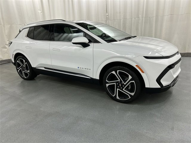 2026 Chevrolet Equinox EV 2LT's photo