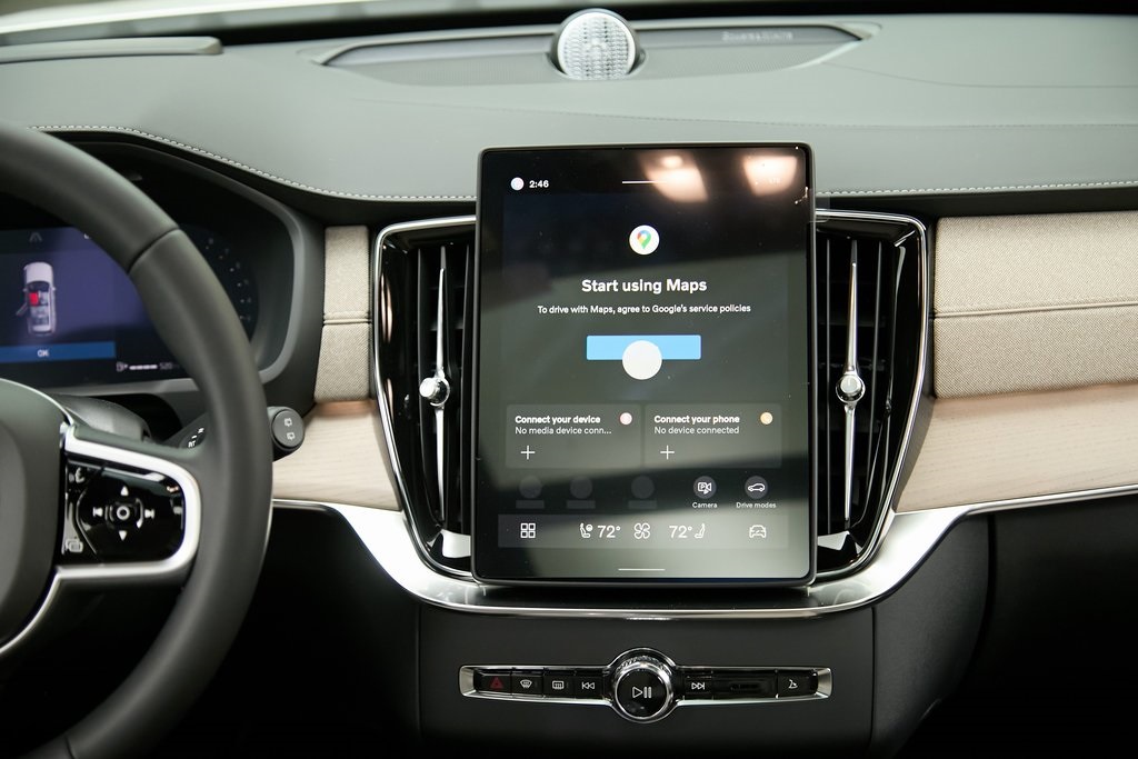 2026 VOLVO XC90 - Image 26