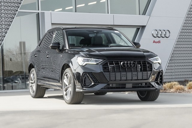 2025 Audi Q3 S line Premium