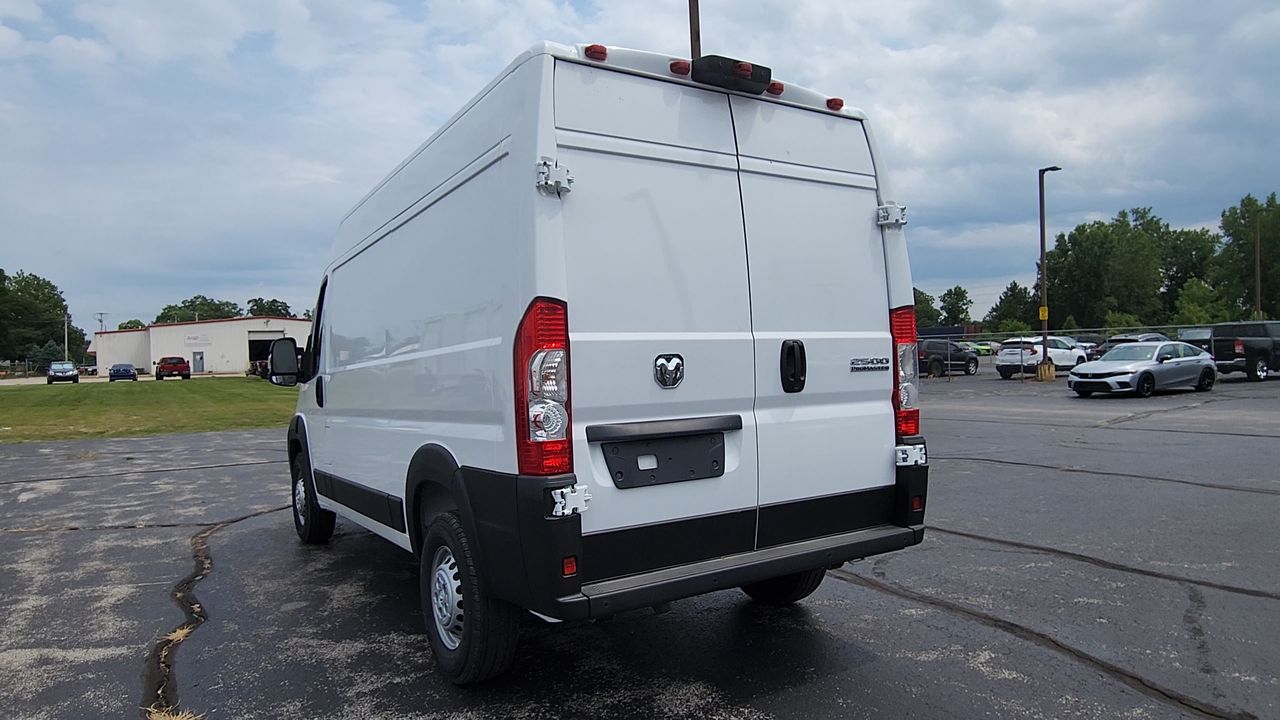 2025 Ram ProMaster 2500 photo 5