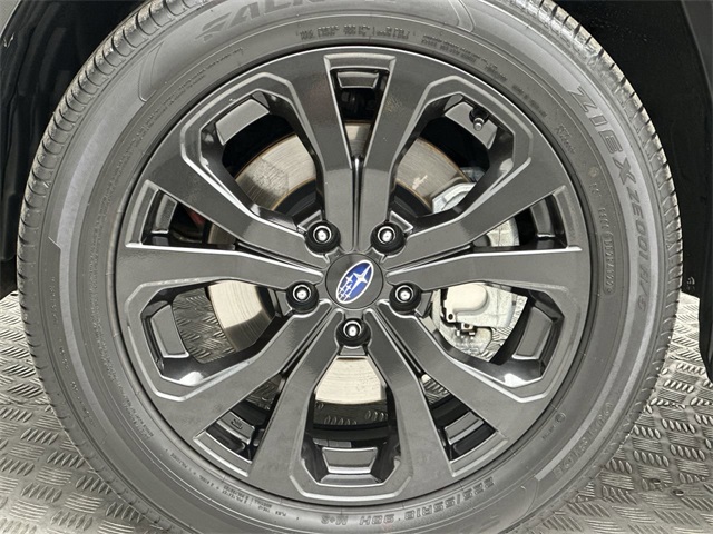 2023 Subaru Forester Sport photo 2