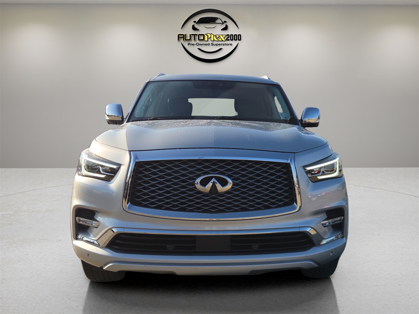 2019 Infiniti QX80 Base photo 2
