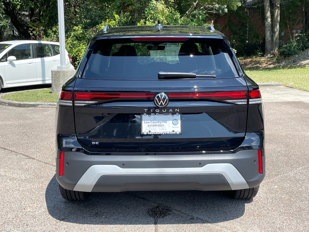 2025 Volkswagen Tiguan SE photo 18