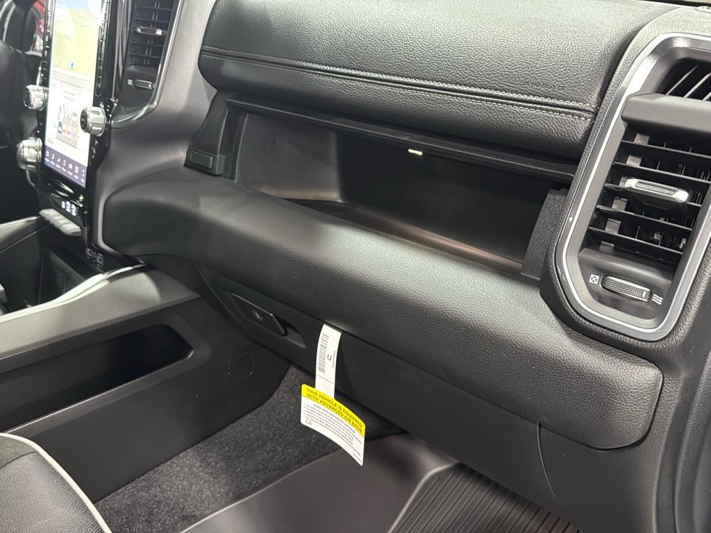 2025 Ram 1500 Laramie photo 13