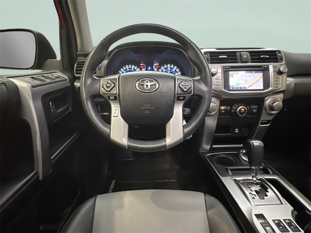 2017 Toyota 4Runner SR5 Premium photo 16