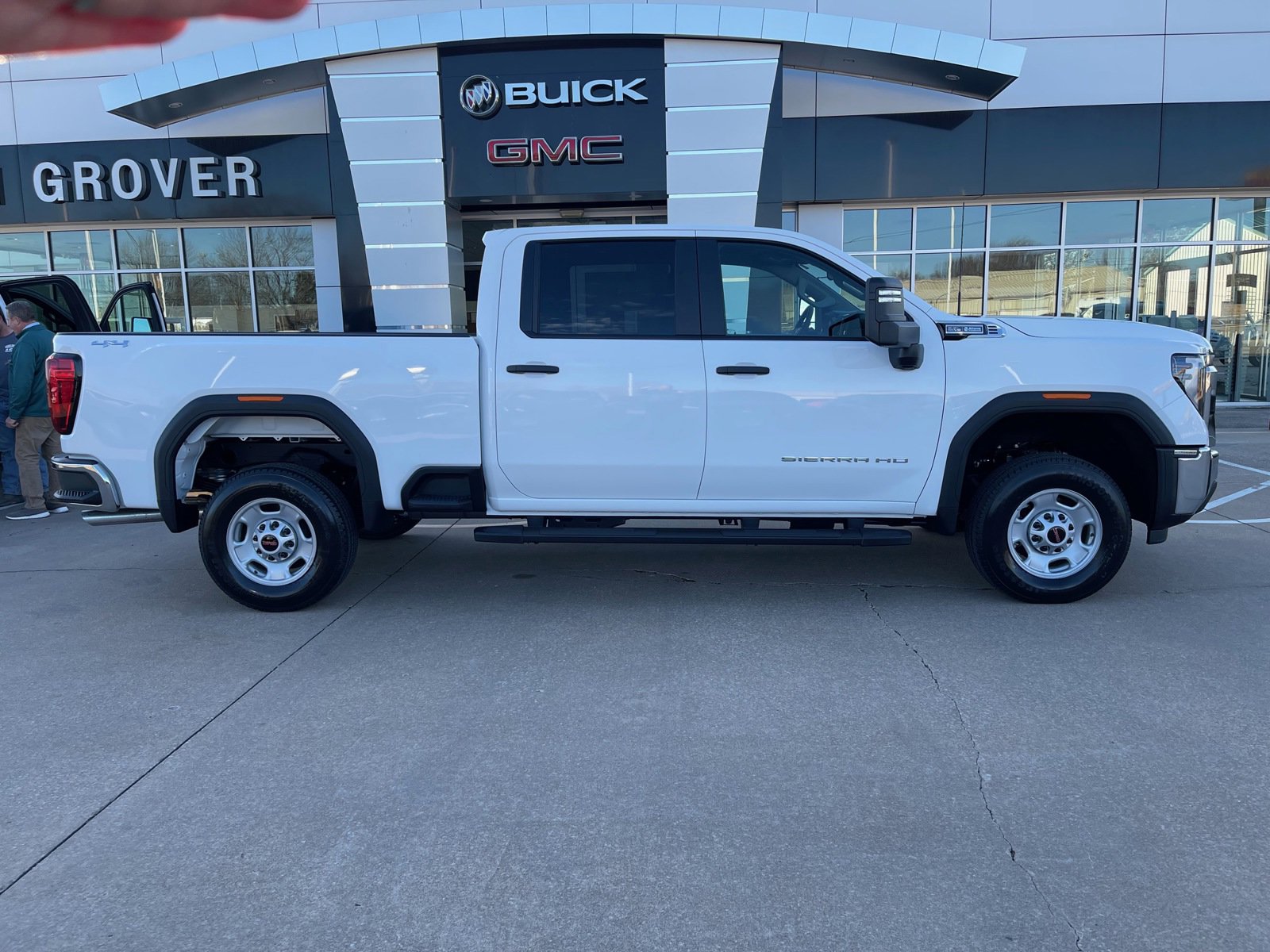 New 2024 GMC Sierra 2500 HD Pro Crew Cab in Wagoner 16965 Kevin