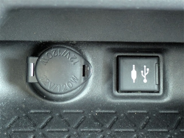 2019 Toyota RAV4 XLE photo 21