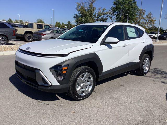 2026 Hyundai Kona SE photo 2