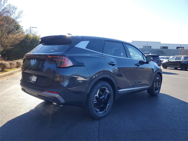 2026 Kia Sportage EX photo 4