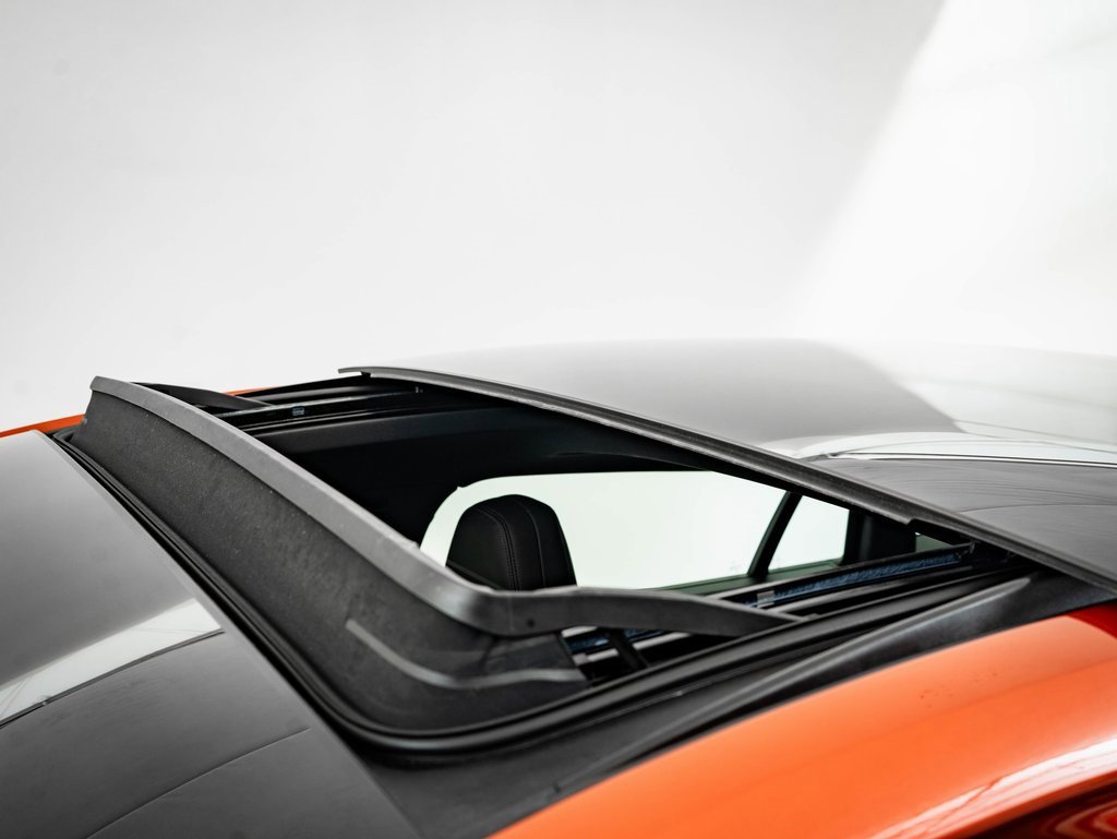 2022 Porsche Panamera 4S Executive photo 13