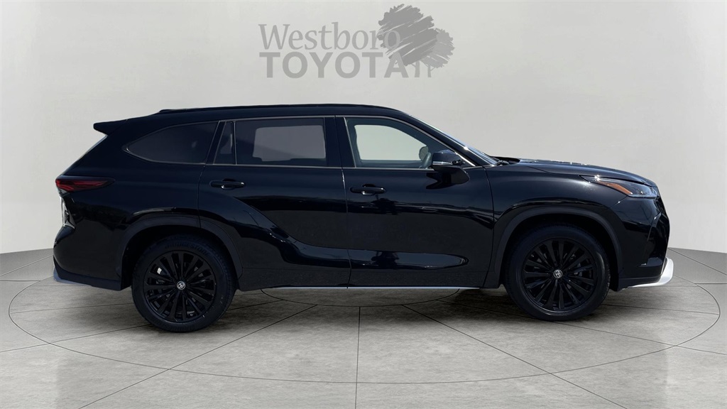 2024 Toyota Highlander XSE photo 7