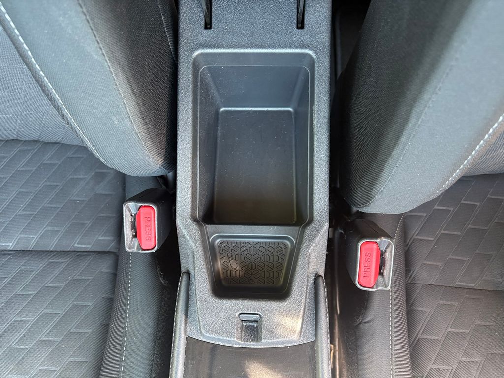 2023 Nissan Kicks SV photo 21