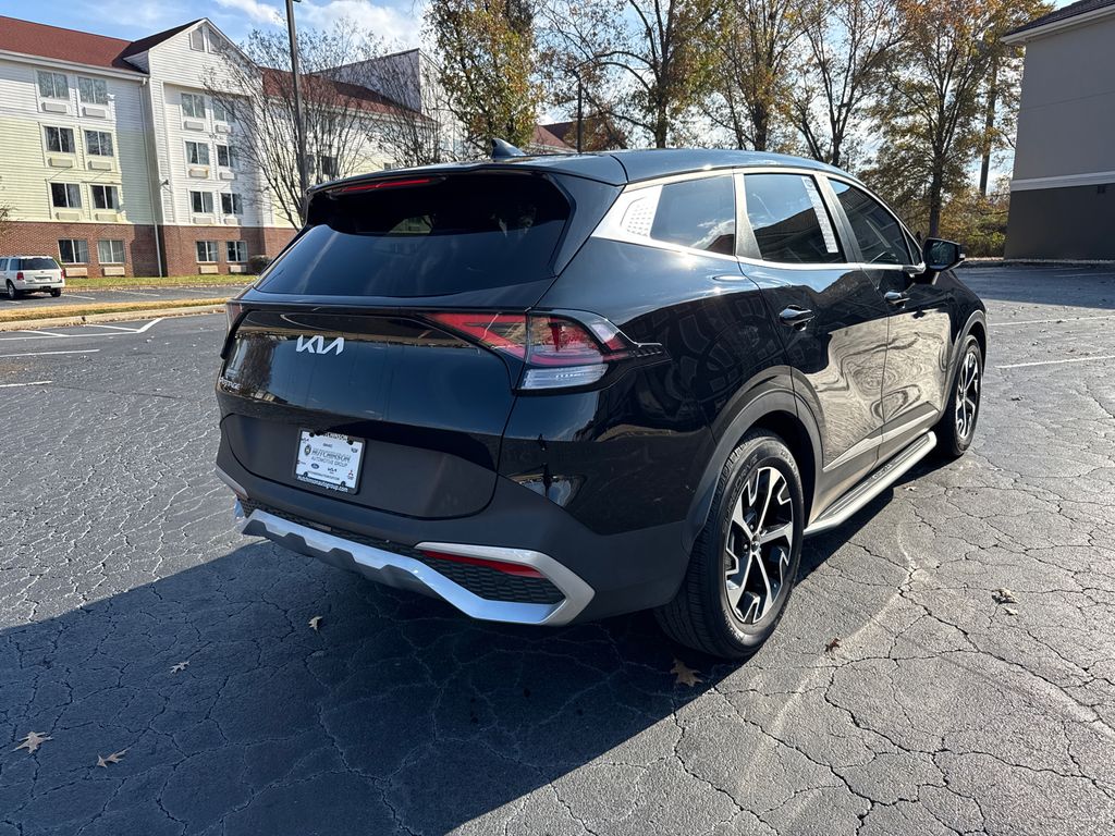 2024 Kia Sportage EX photo 3