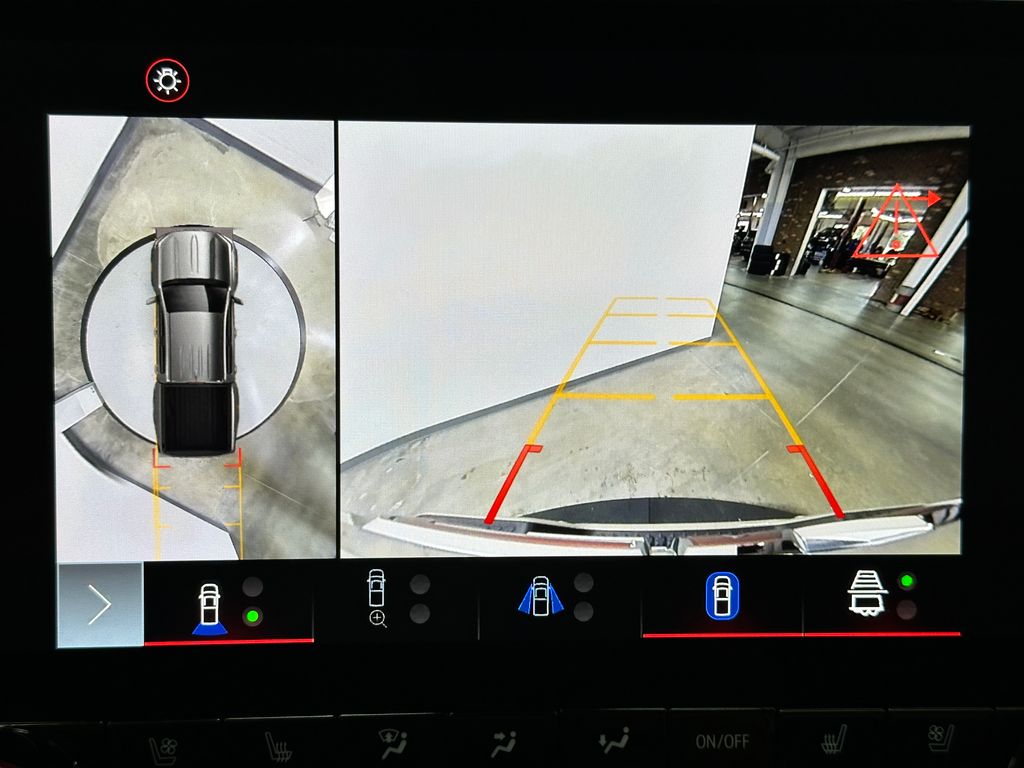 2023 Gmc Canyon AT4X photo 14