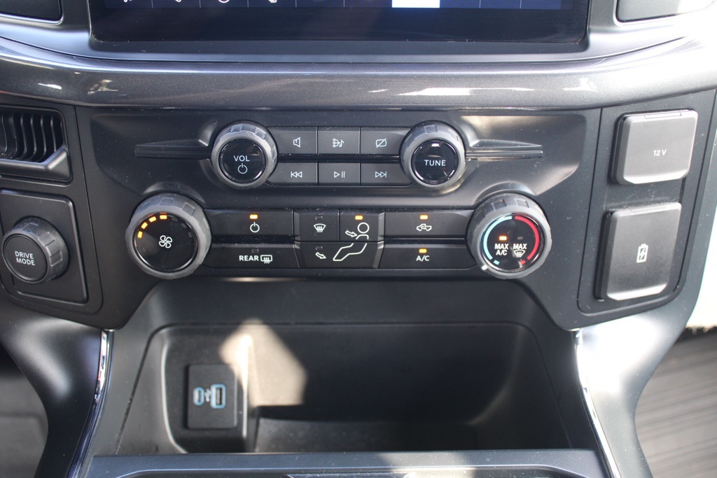 2024 Ford F-150 STX photo 14