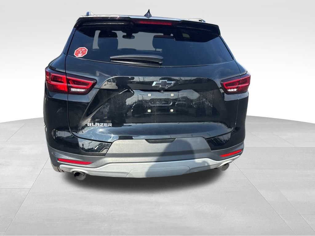 2023 Chevrolet Blazer 2LT photo 4
