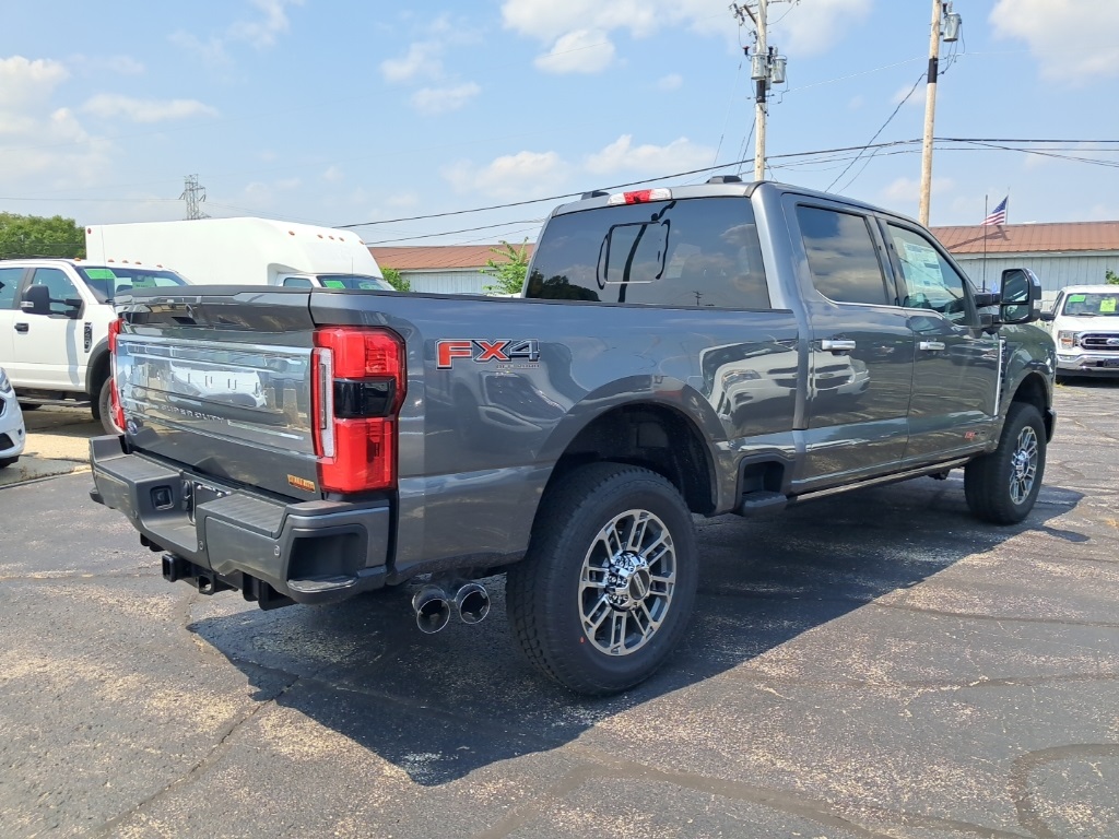 2025 Ford F-250 Platinum photo 4