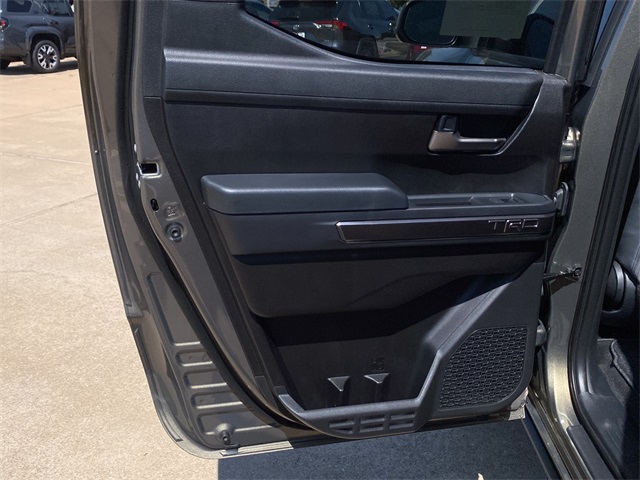 2025 Toyota Tacoma TRD Off-Road 4x4 Double Cab photo 11