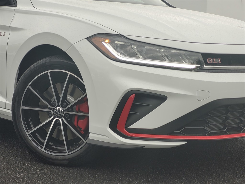 2025 Volkswagen Jetta GLI 2.0T Autobahn photo 2