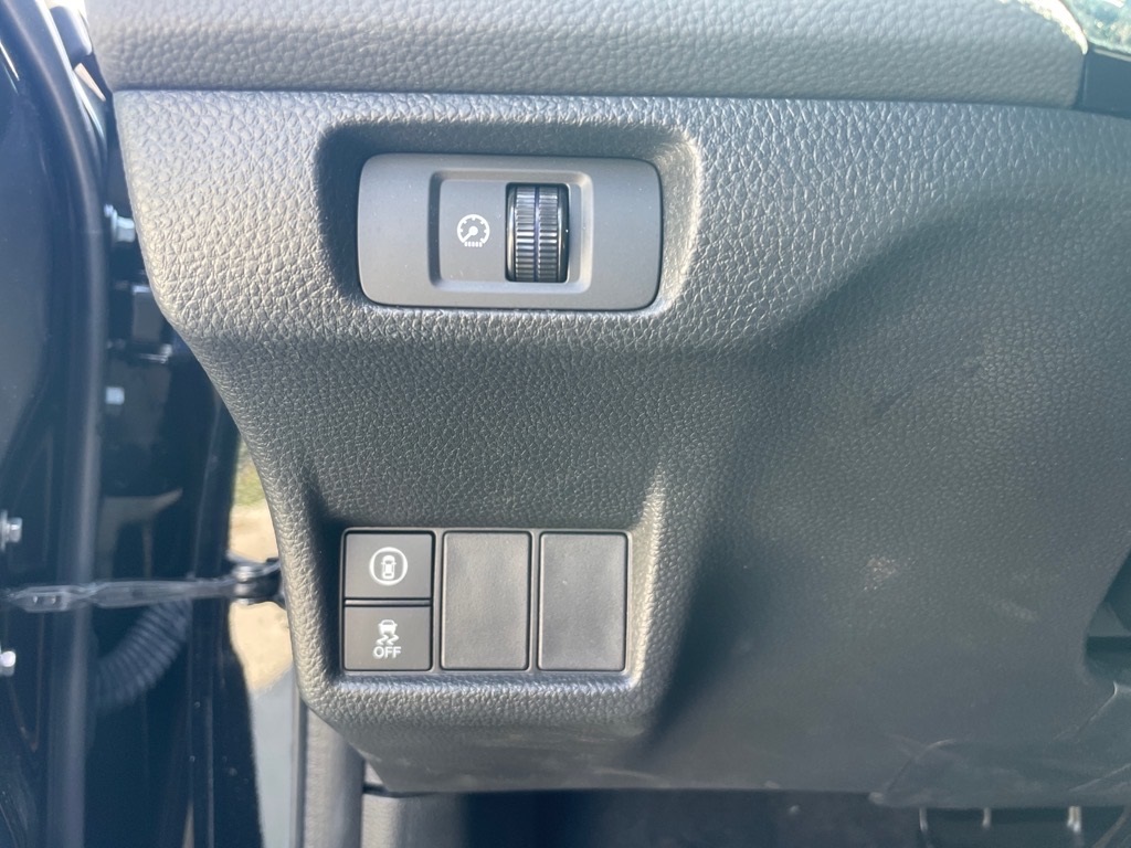 2024 Honda Civic Hatchback LX photo 13