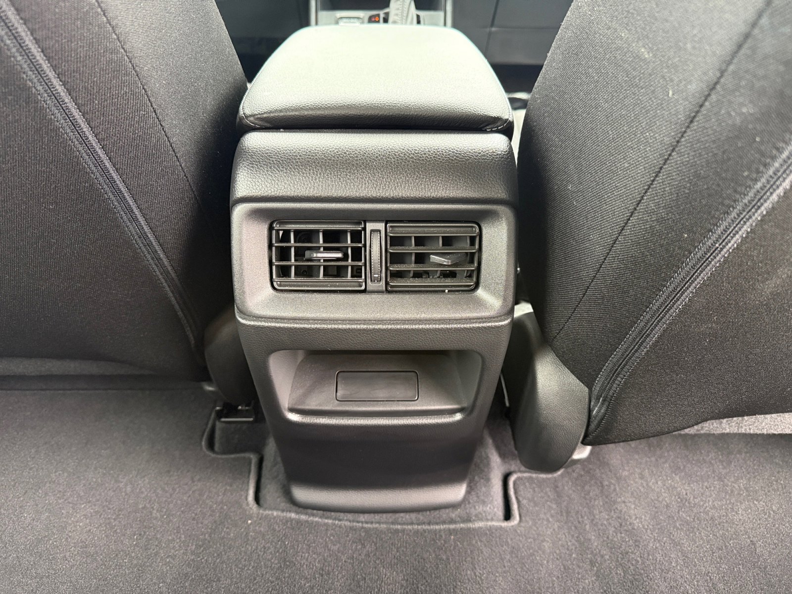 2023 Honda CR-V LX photo 4