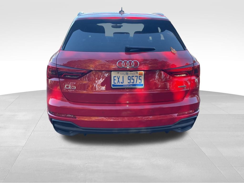 2025 Audi Q3 Premium S line photo 4