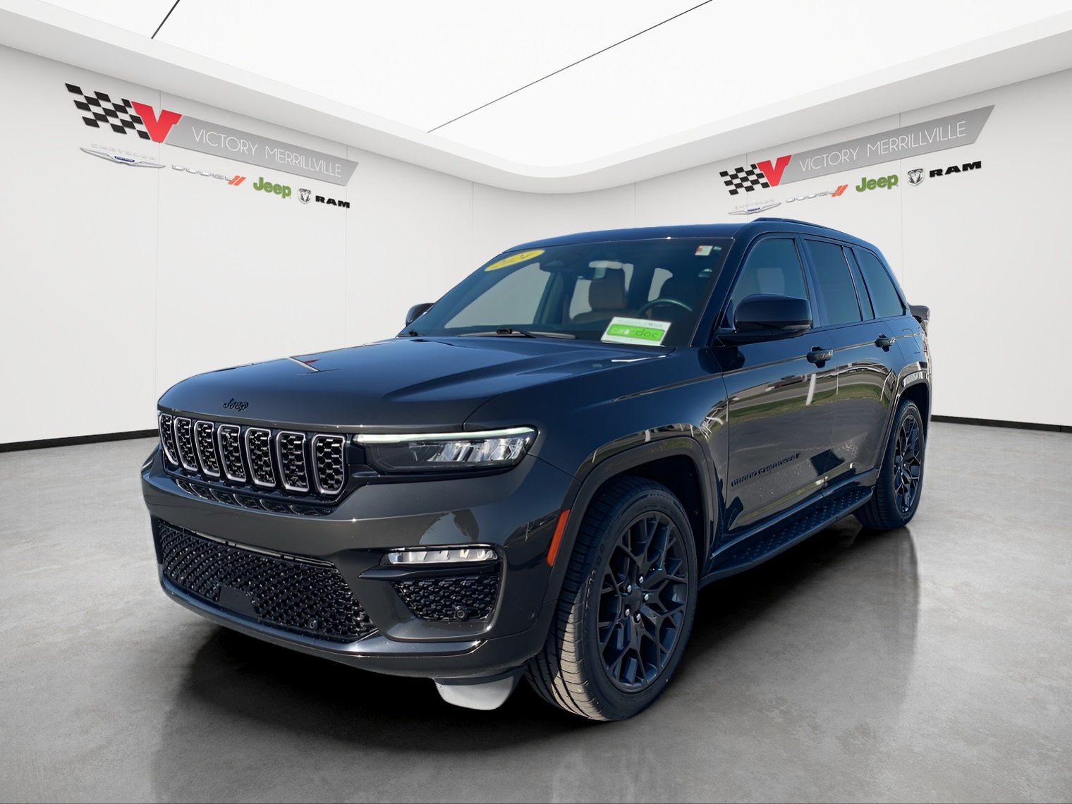 2024 Jeep Grand Cherokee Summit Reserve's photo