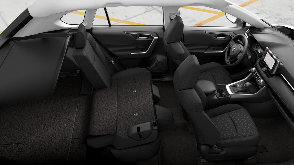 2025 Toyota RAV4 XLE photo 15