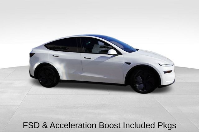 2026 Tesla Model Y Long Range photo 3