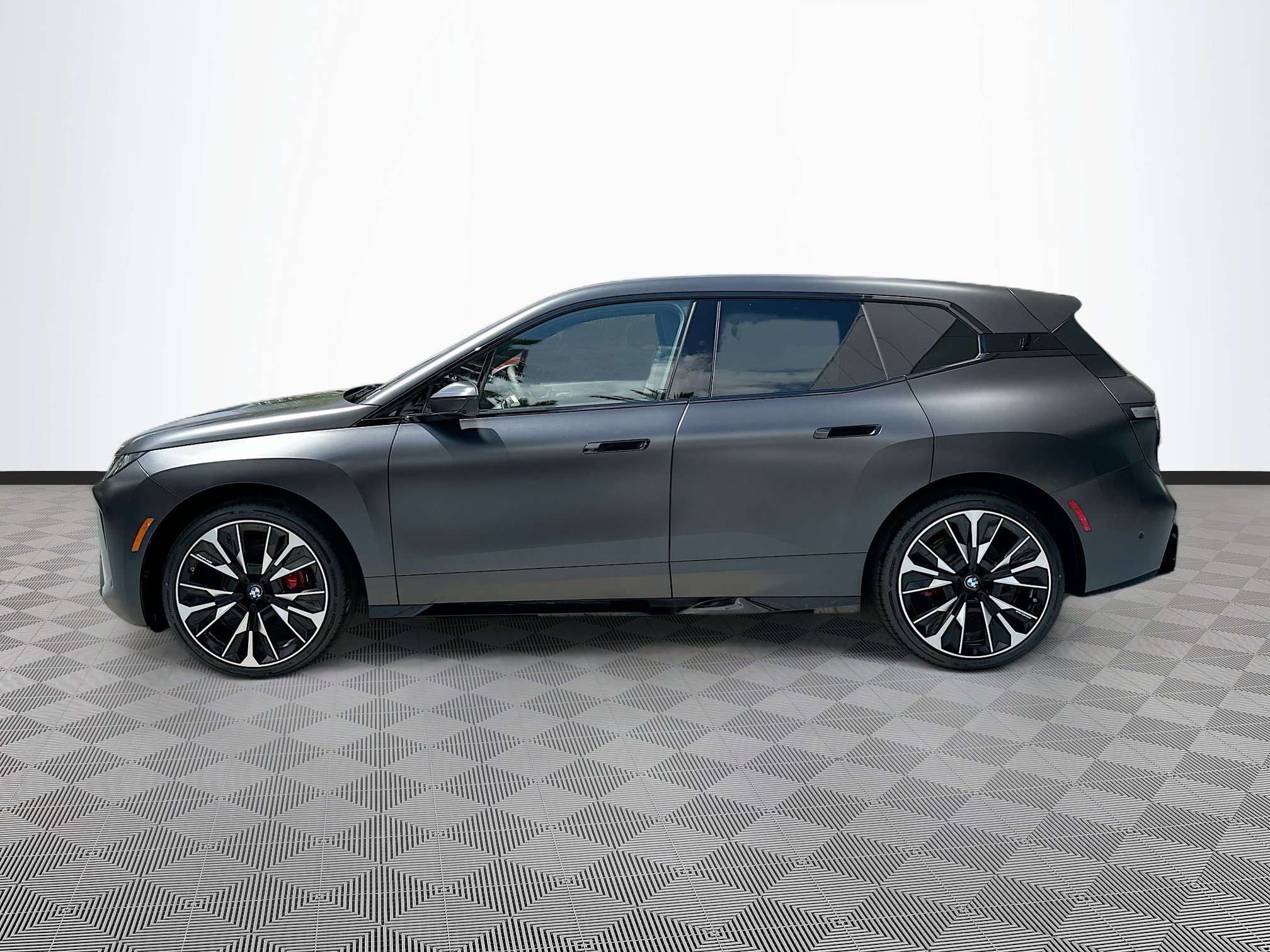 2026 Bmw iX photo 4