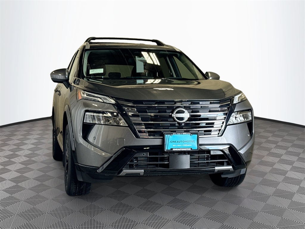 2026 Nissan Rogue Platinum photo 3