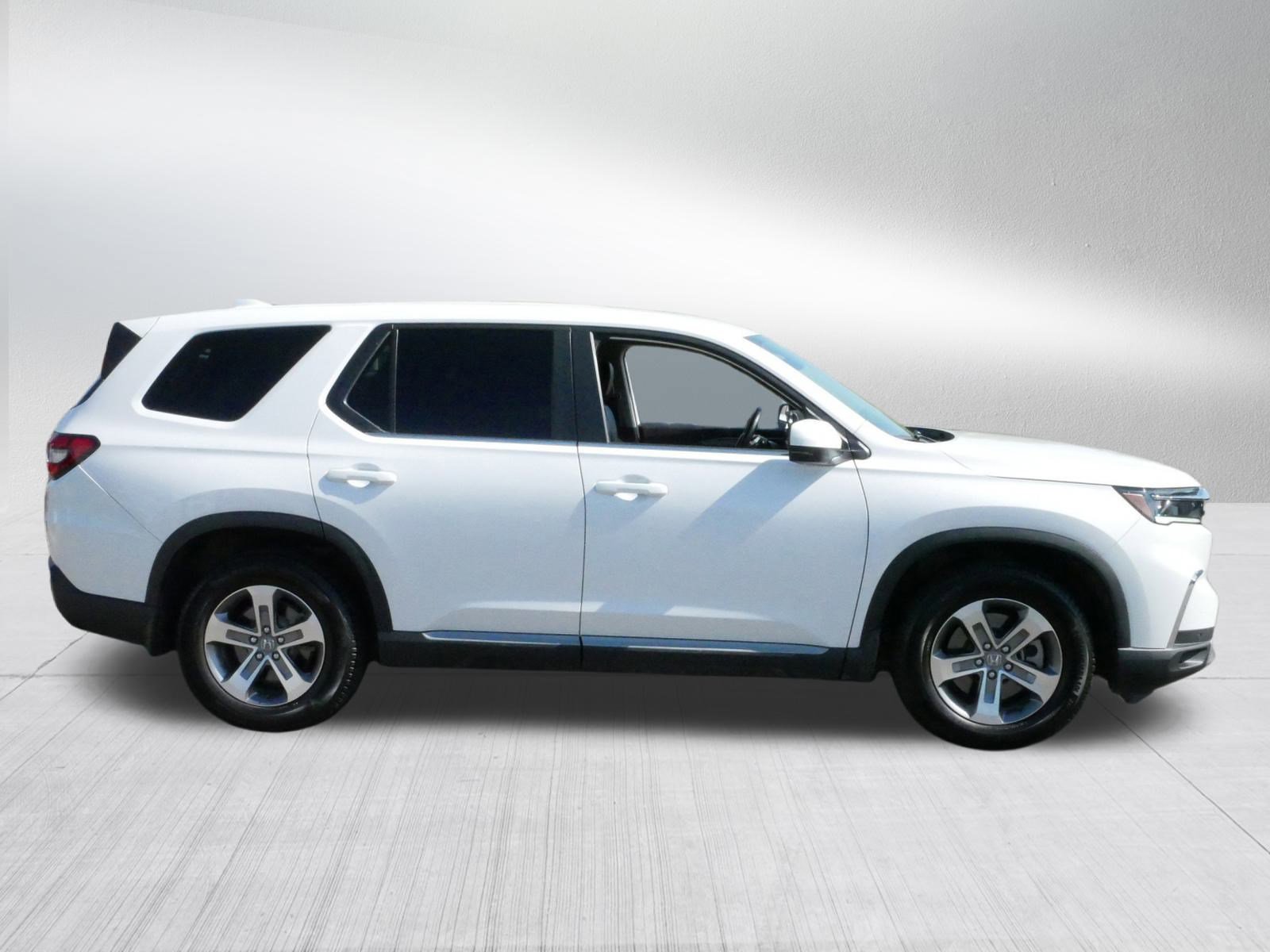 2023 Honda Pilot EX-L photo 8