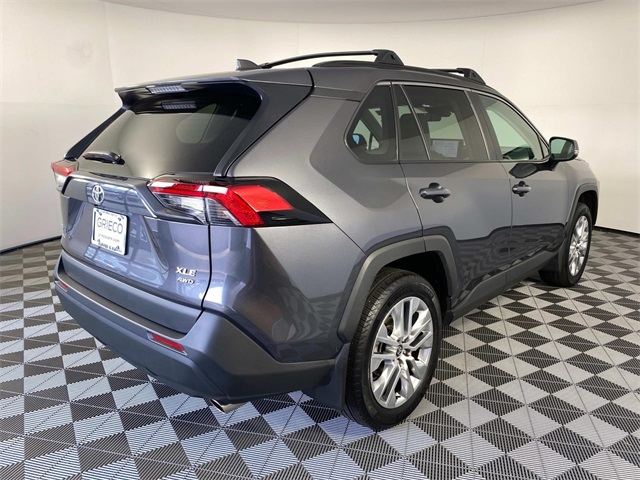 2024 Toyota RAV4 XLE Premium photo 7