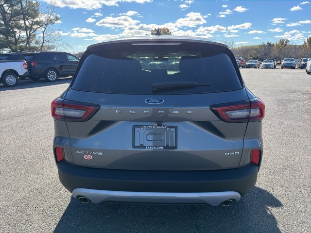 2026 Ford Escape Active photo 4