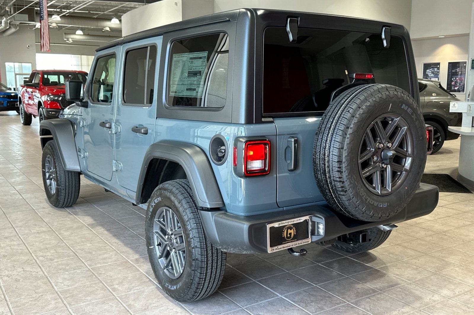 2025 Jeep Wrangler Sport S photo 4