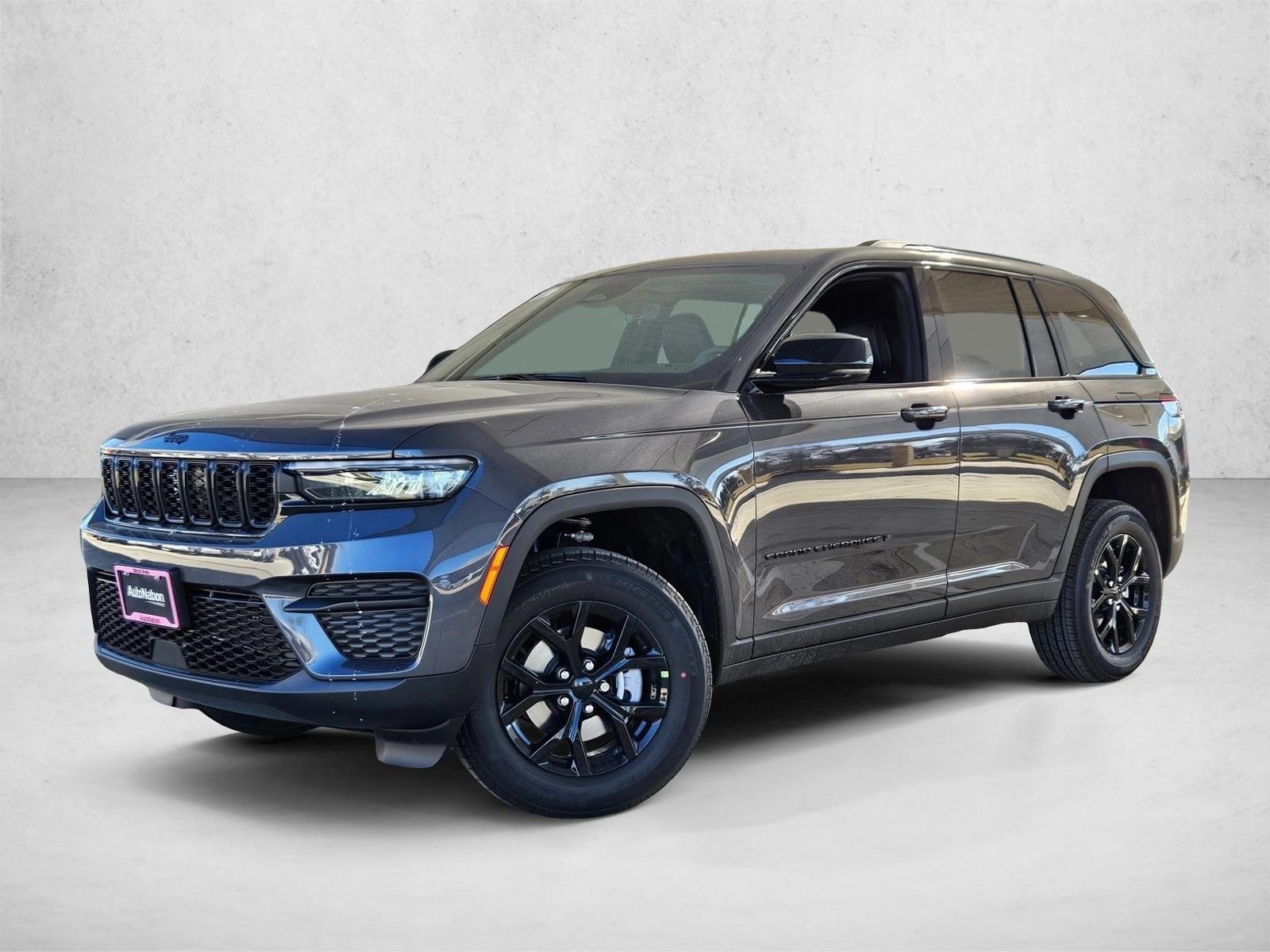 2025 Jeep Grand Cherokee Altitude's photo